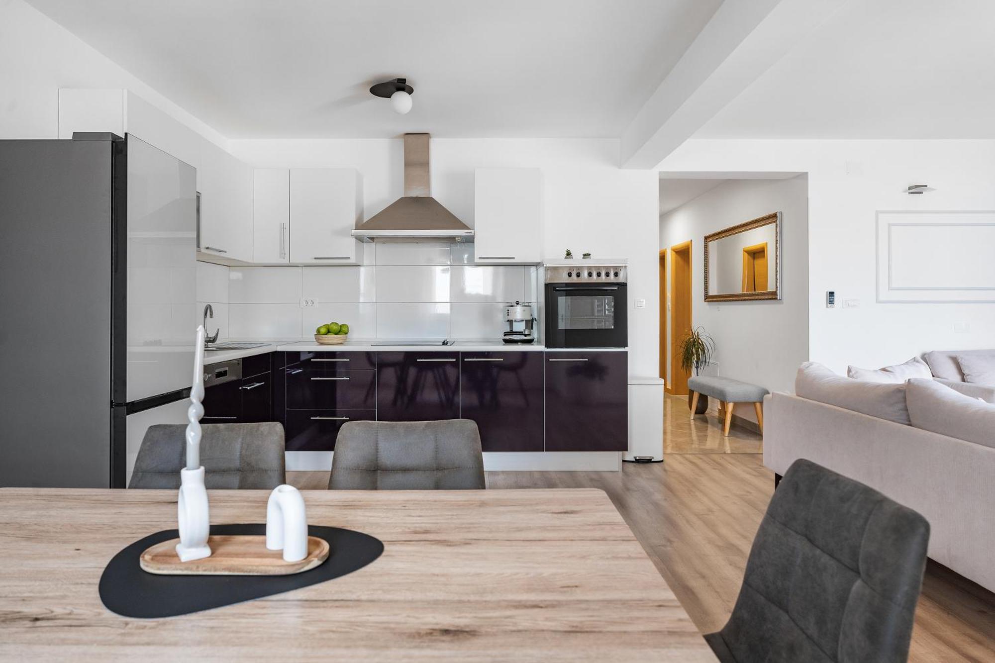 Apartments Bakota オミシュ エクステリア 写真