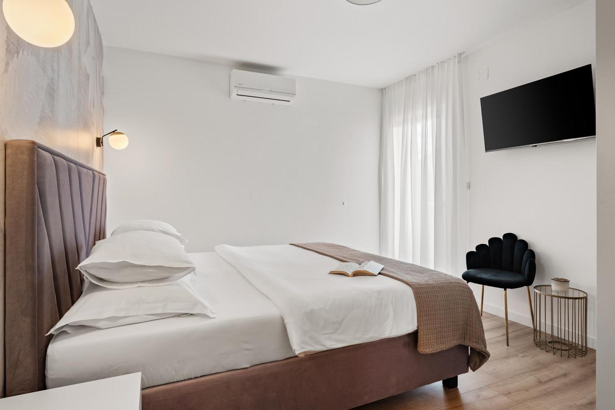 Apartments Bakota オミシュ エクステリア 写真