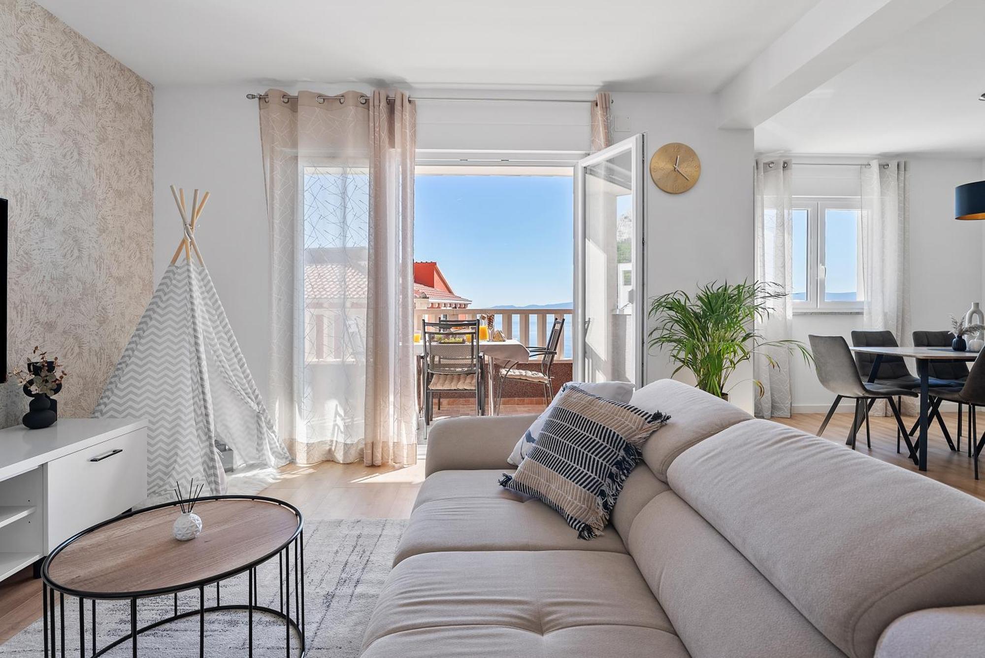 Apartments Bakota オミシュ エクステリア 写真